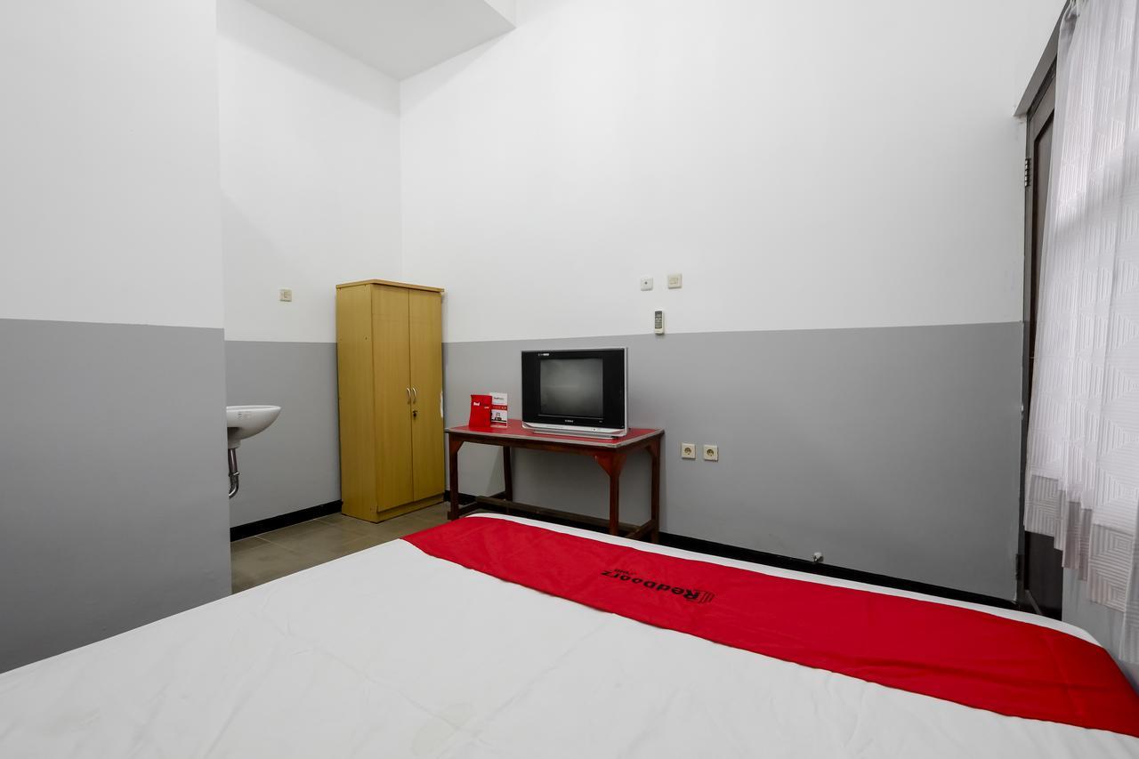 Reddoorz @ Prambanan Timur Raya Семаранг Екстериор снимка